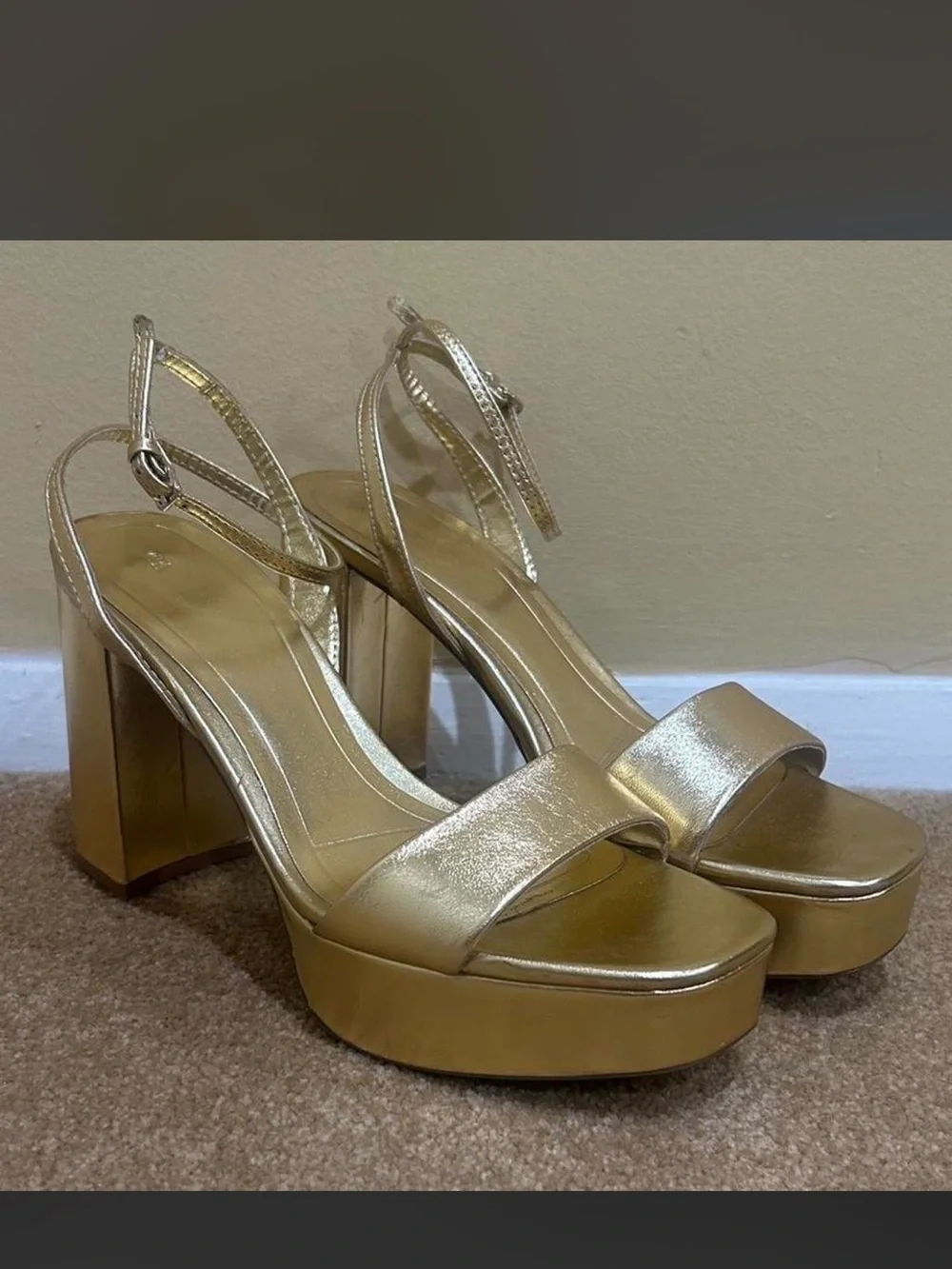 Zara bold platform